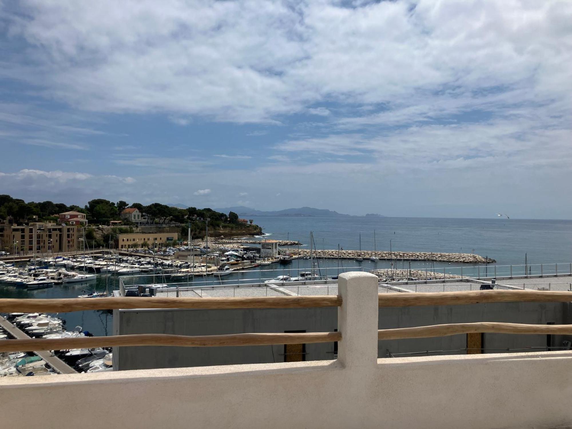 Appartement T2 Vue Sur Le Port Jacuzzi Terrasse Et Parking à Carry-le-Rouet Extérieur photo